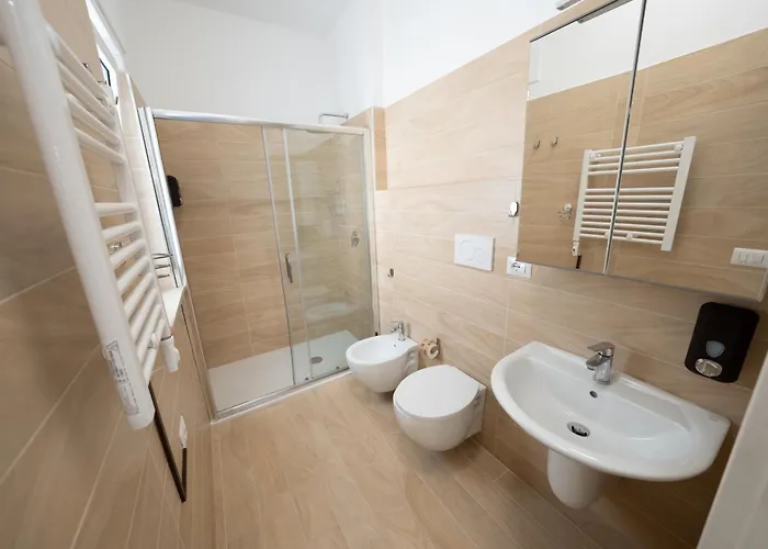 Palazzo Ennio Penzion Bari